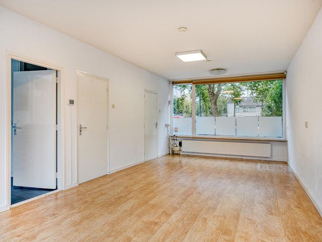 Zandhovenstraat 2, Breda