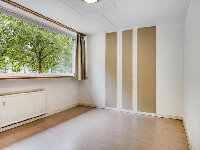 Zandhovenstraat 2, Breda