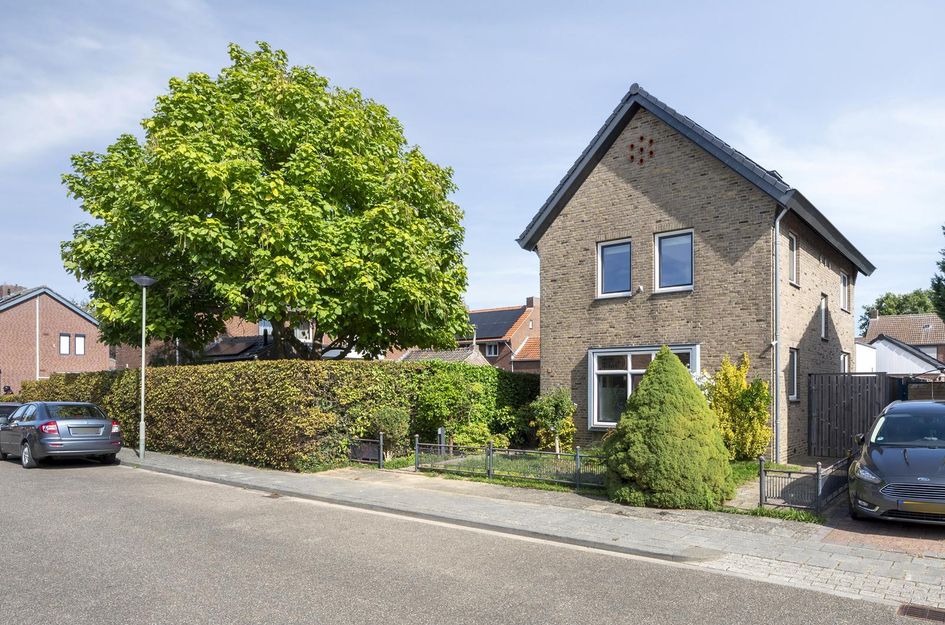 Pastoor Zitzenlaan 10