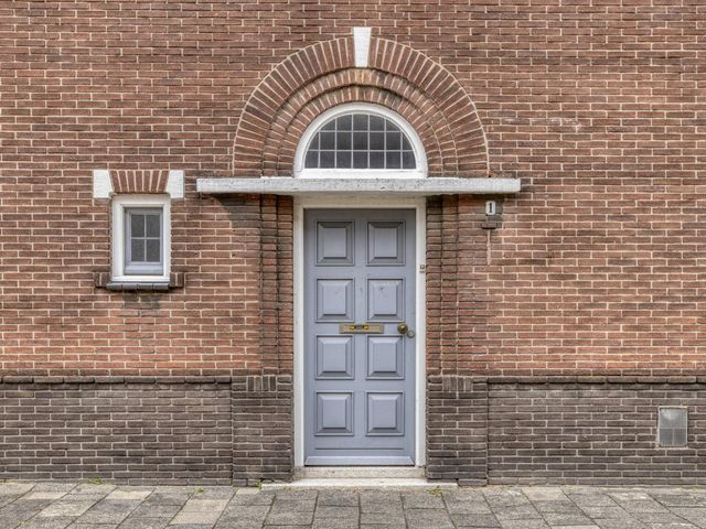 Middenstraat 1, Roosendaal