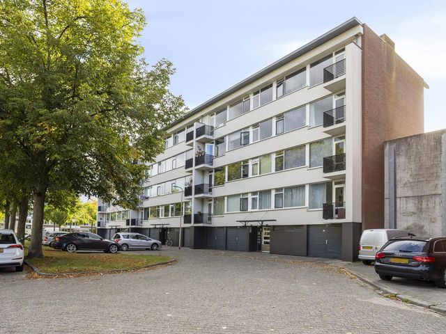 Jacob van Ruijsdaelstraat 48b, Roosendaal