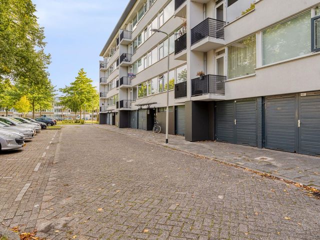 Jacob van Ruijsdaelstraat 48b, Roosendaal