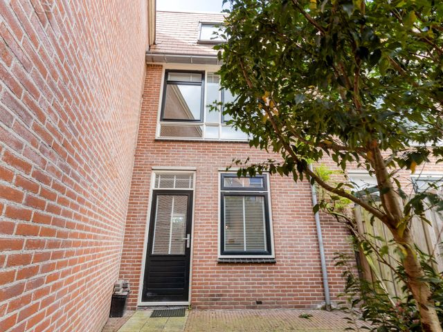 Pakhuisstraat 12, Leiden