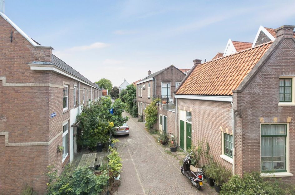 Pakhuisstraat 12