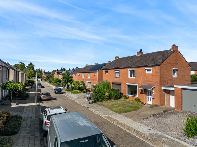 Rosastraat 15, Munstergeleen