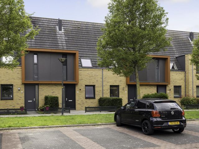 Colonnade 75, Hoofddorp