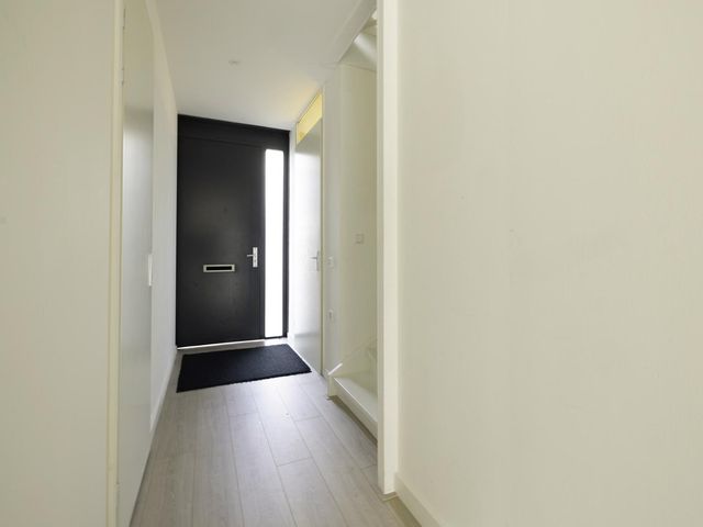 Colonnade 75, Hoofddorp