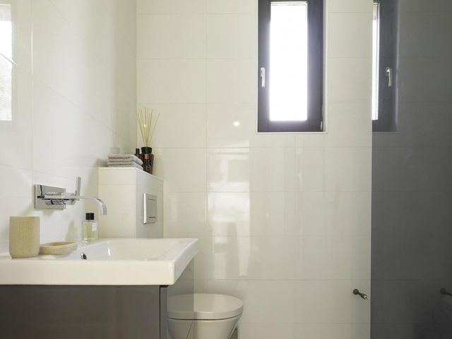 Colonnade 75, Hoofddorp