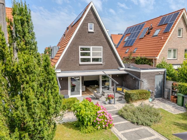 Boumare 152, Maasland