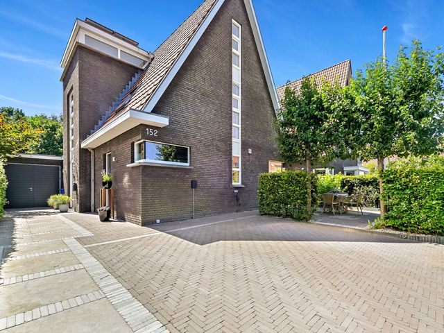 Boumare 152, Maasland