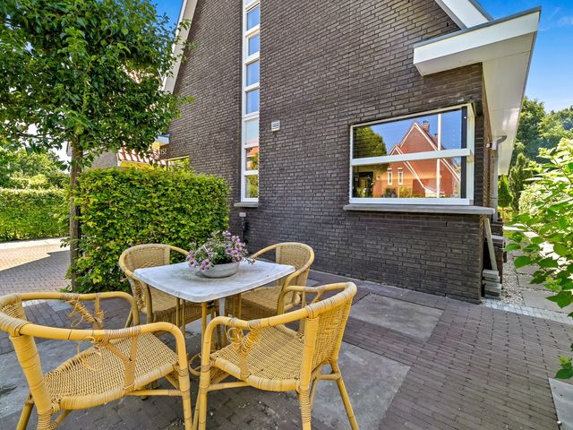 Boumare 152, Maasland