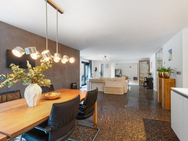 Vlaamse Gaailaan 25, Almere