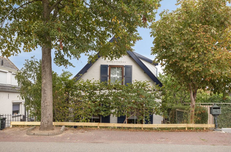 Dorpsweg 10