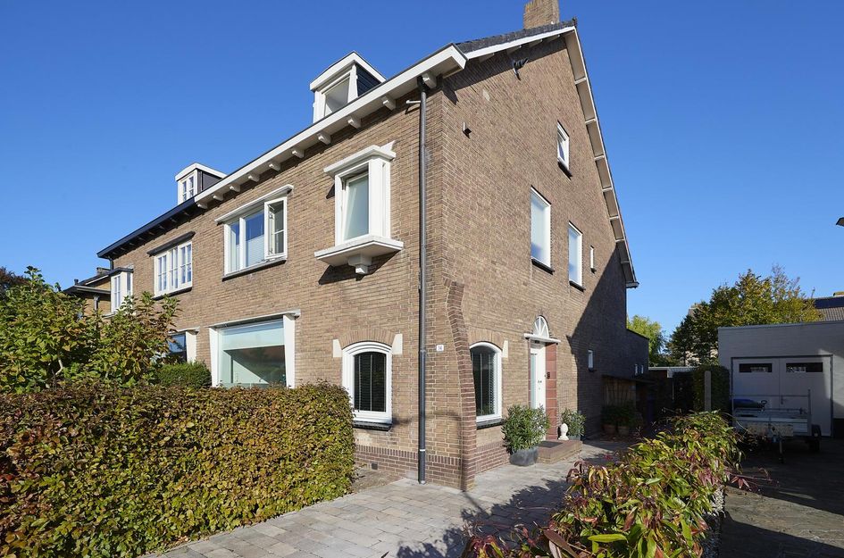 Leeuwenlaan 14