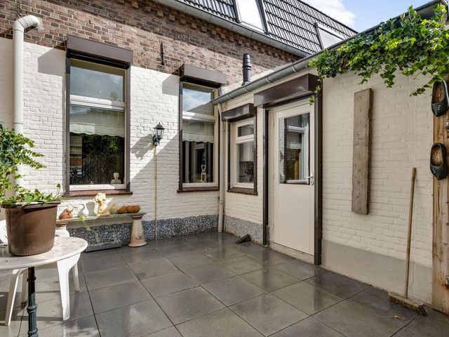 Wilhelminasingel 195, Weert