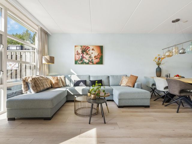 Olle Kapoenstraat 8, Almere