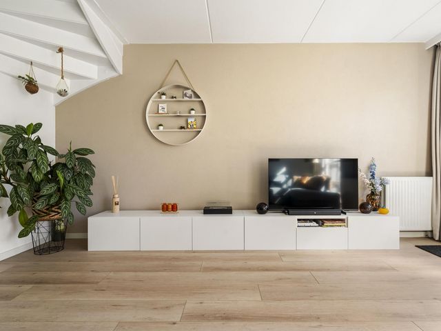 Olle Kapoenstraat 8, Almere