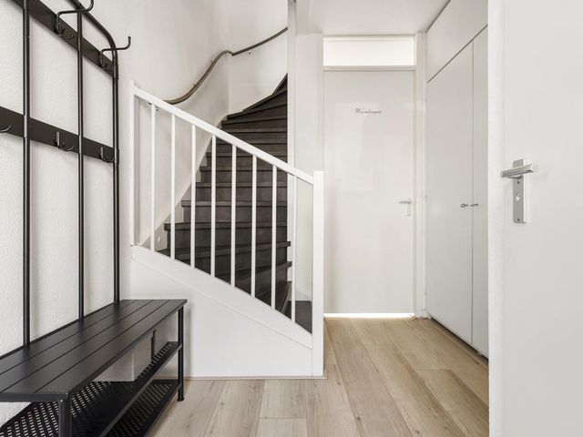 Olle Kapoenstraat 8, Almere