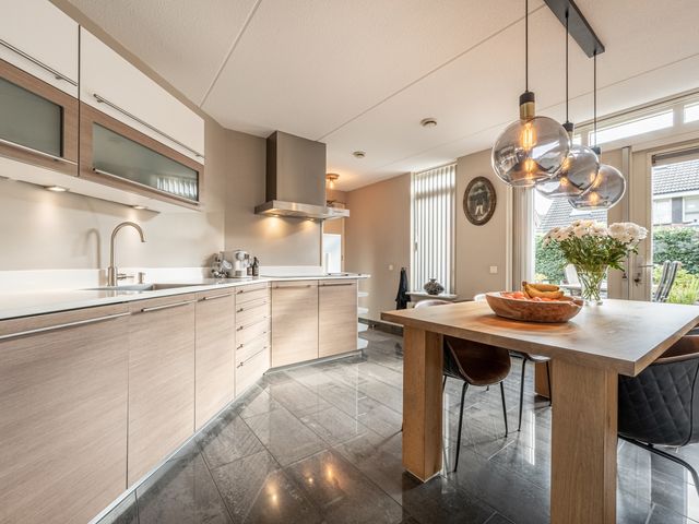 Van Hobokenhaven 10, Barendrecht