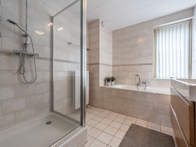 Van Hobokenhaven 10, Barendrecht