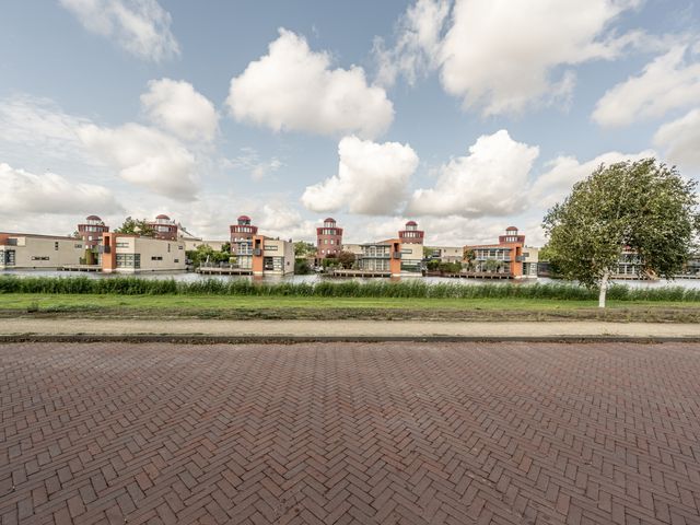 Van Hobokenhaven 10, Barendrecht