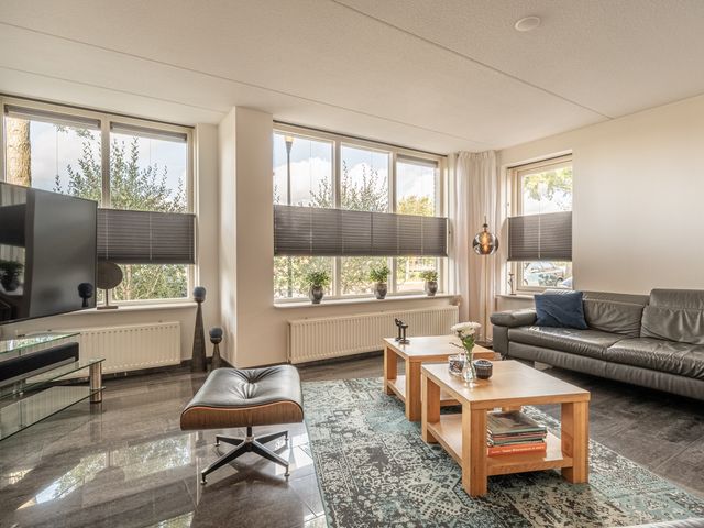 Van Hobokenhaven 10, Barendrecht