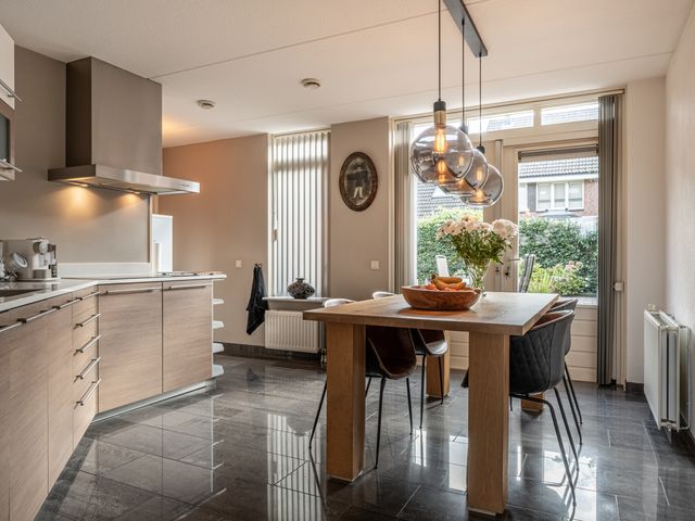 Van Hobokenhaven 10, Barendrecht