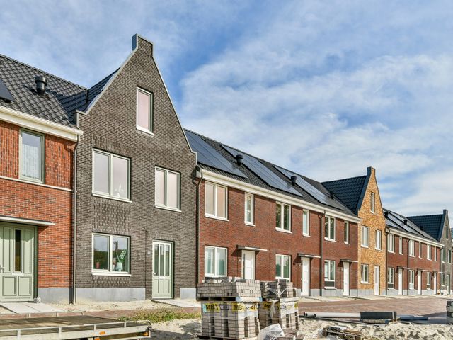 Elementenweg 66, Spijkenisse