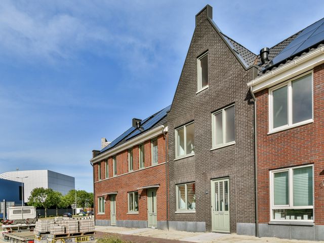 Elementenweg 66, Spijkenisse