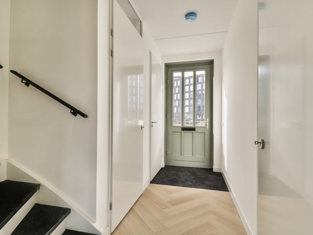 Elementenweg 66, Spijkenisse