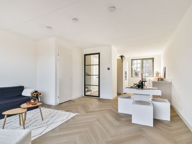 Elementenweg 66, Spijkenisse