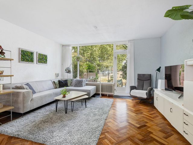 Lindendreef 8, Vlaardingen