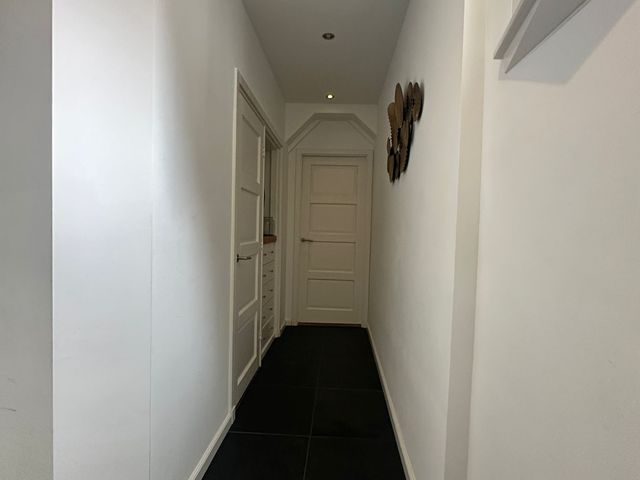 Breed 35A, Hoorn