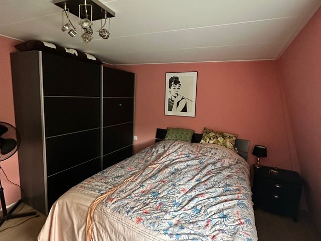 Breed 35A, Hoorn
