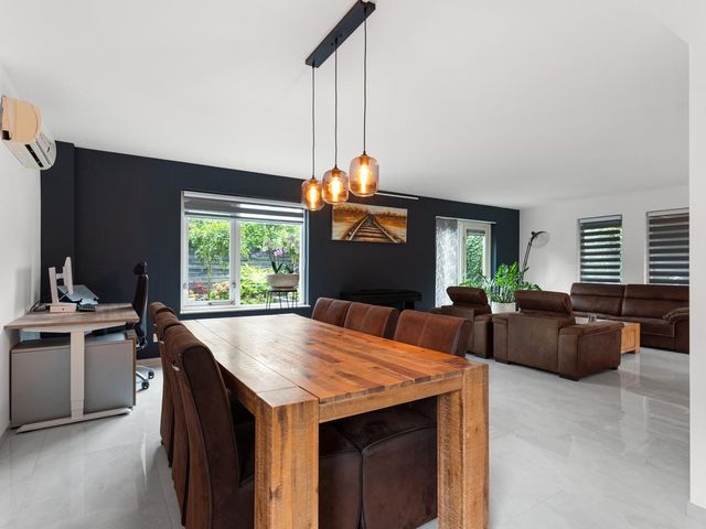 Jan Wildschutstraat 24, Almere