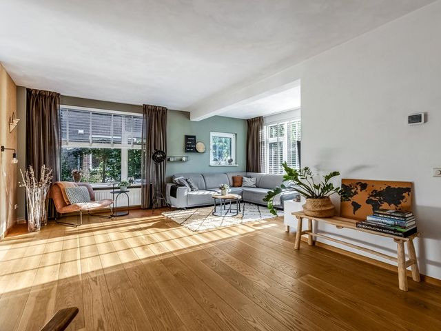 van Bylandtstraat 4, Doornenburg