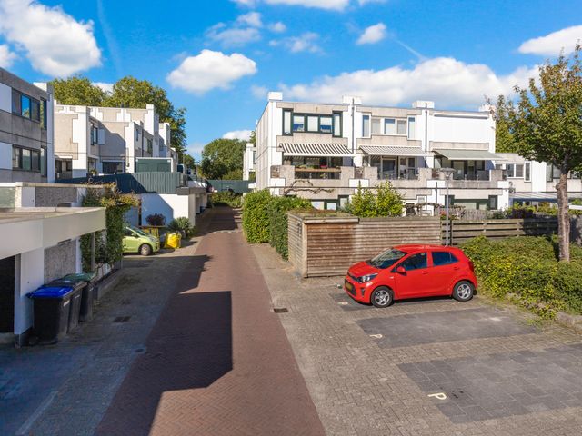 Essenburg 28, Dordrecht
