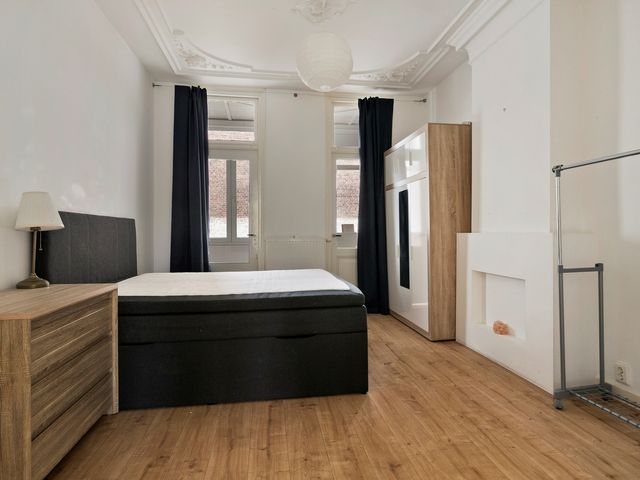 Spoorsingel 48A01, Rotterdam