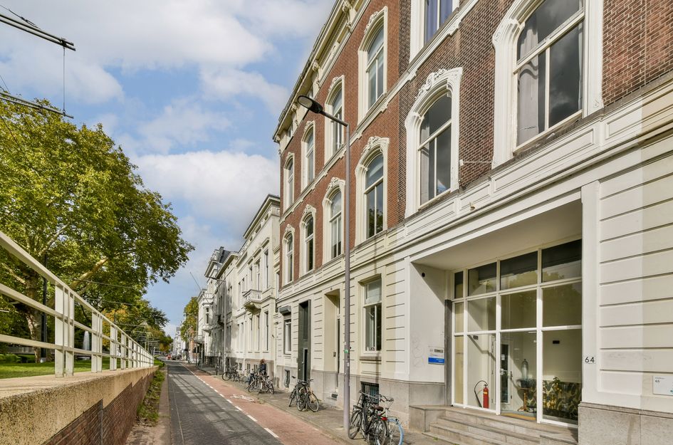 Eendrachtsweg 64G