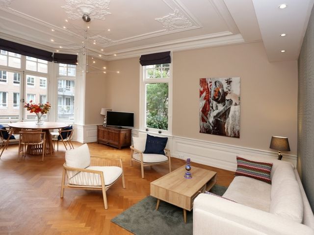 Fluwelen Burgwal 1D1, Den Haag