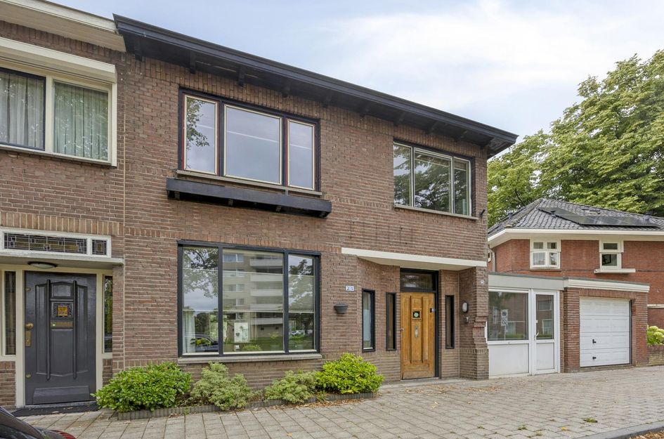 Korenbloemstraat 25