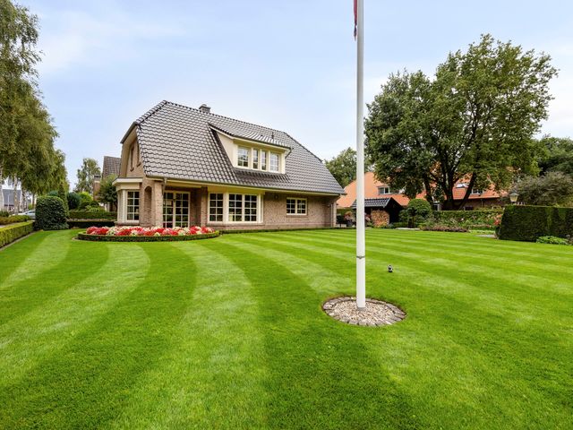 Tweede Elsweg 1, Mariënberg