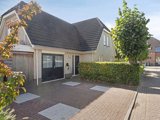 Schokkerstraat 4, Moerdijk