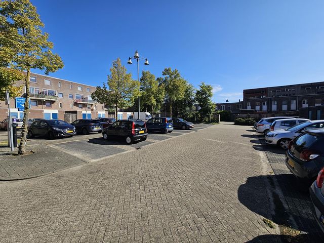 Zuidende 42, Helmond