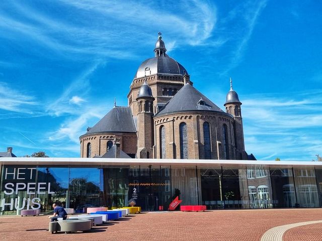 Zuidende 42, Helmond