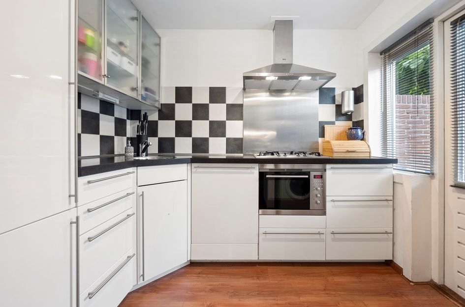 Ceramstraat 16