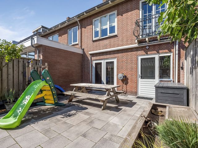 Ceramstraat 16, Den Helder
