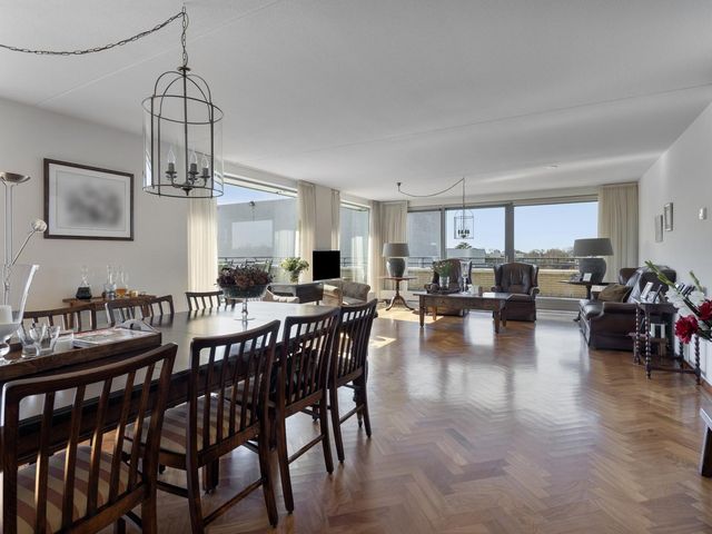 Vredesplein 51, Waalwijk