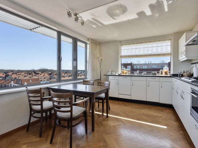 Vredesplein 51, Waalwijk