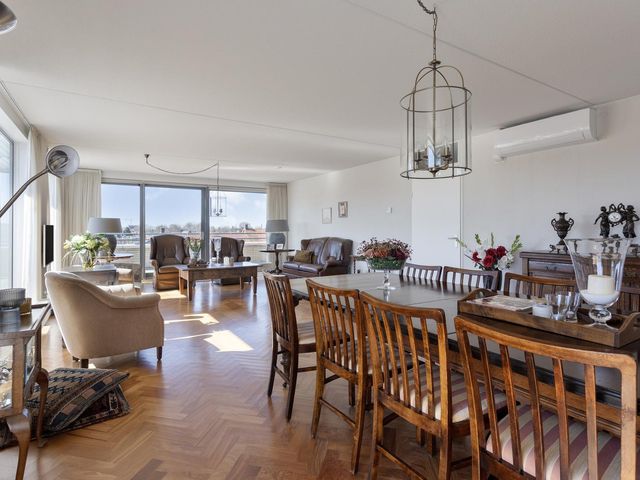 Vredesplein 51, Waalwijk